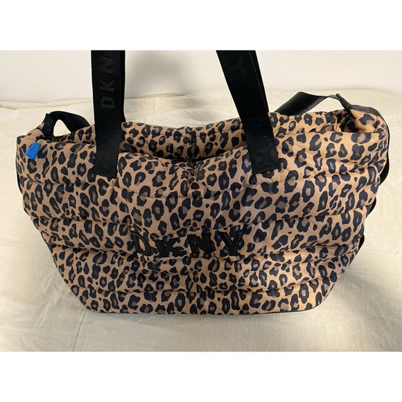 DKNY Leopard Print Quilted Weekend Duffel Bag Large Mob Wife Travel Carry on Bag - Picture 6 of 12